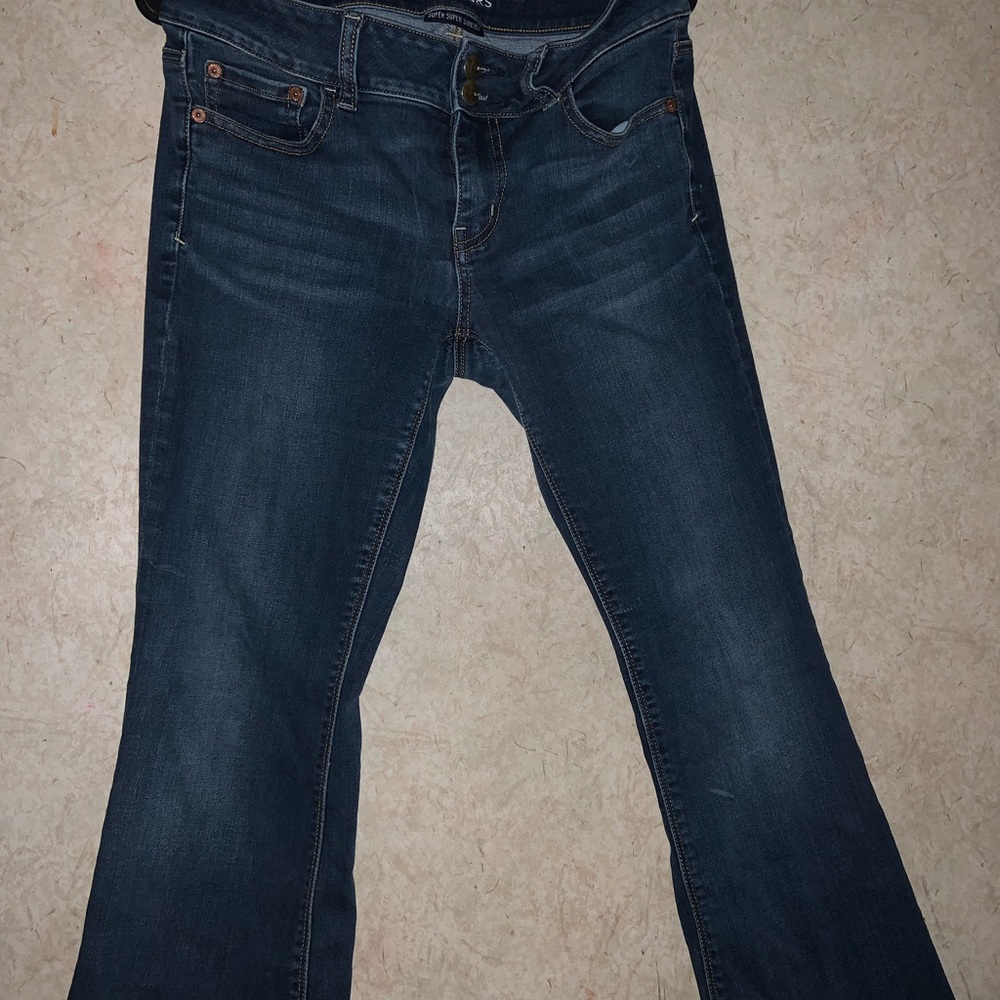 Amarican eagle out fitters